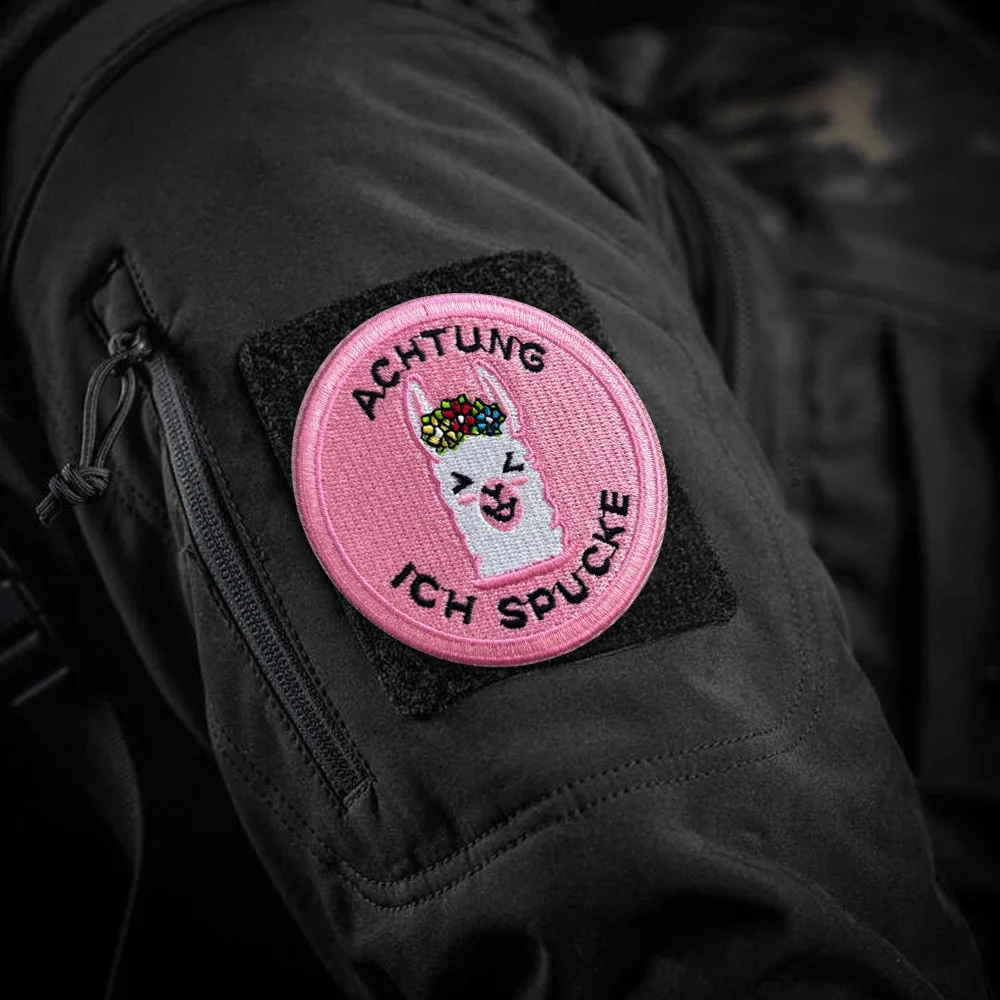 Parches bordados de Alpaca bonitos, divertido parche de gancho y bucle de Achtung Spit Lama, insignia de moral táctica, pegatinas para mochila militar