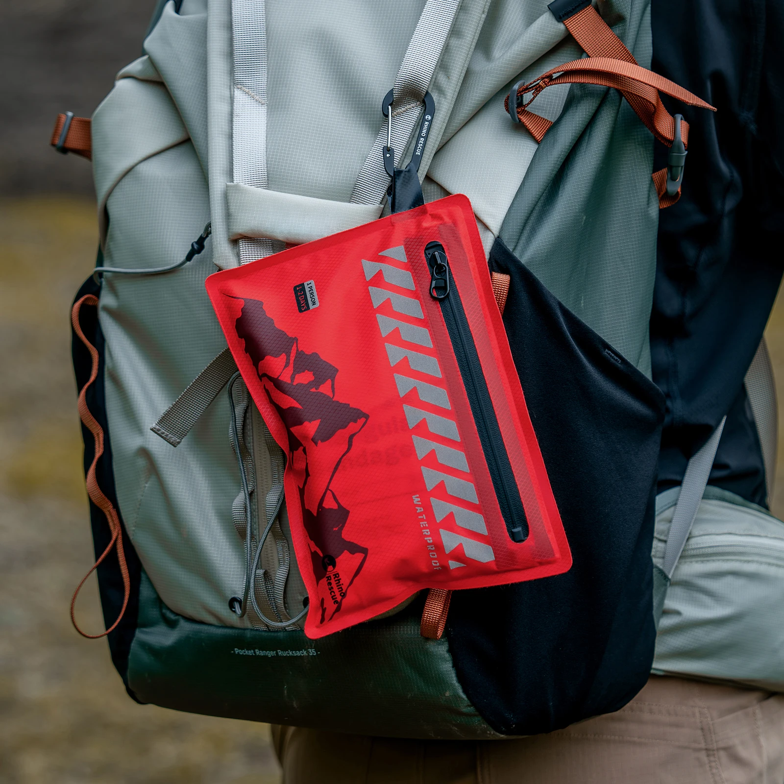 Rhino Rescue Pequeño botiquín de primeros auxilios - Botiquín médico ultraligero impermeable para senderismo, mochilero, ciclismo, vehículos de viaje - imagen 4