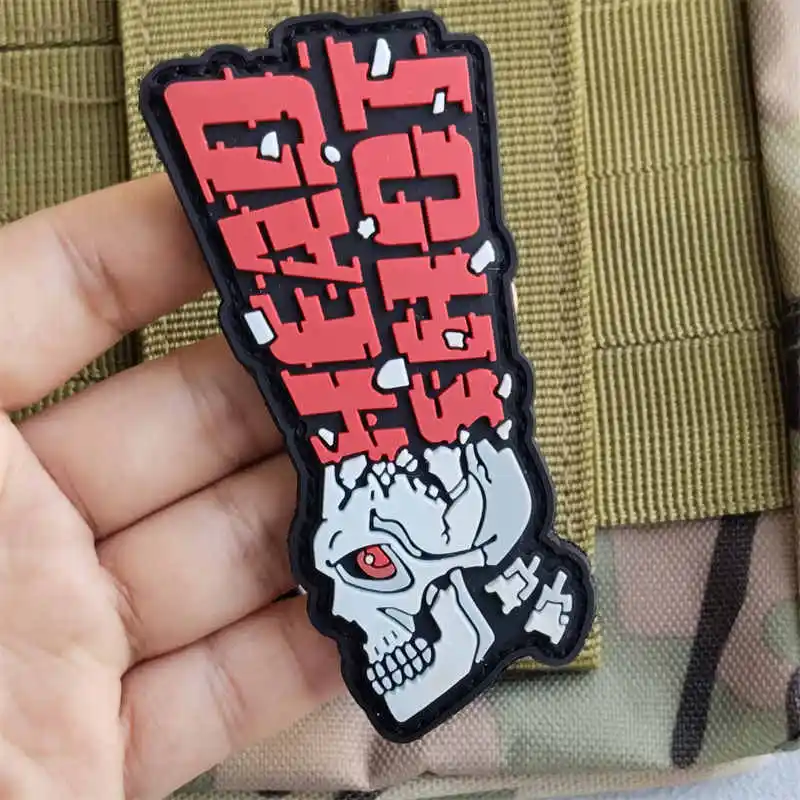 Parche táctico PVC cabeza – con velcro para brazalete y mochila - imagen 5