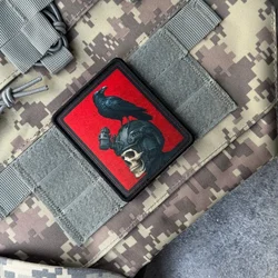 Parche táctico bordado calavera y cuervo con velcro