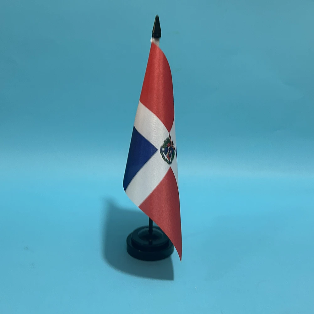 Bandera de mesa República Dominicana – Decoración oficina - imagen 5