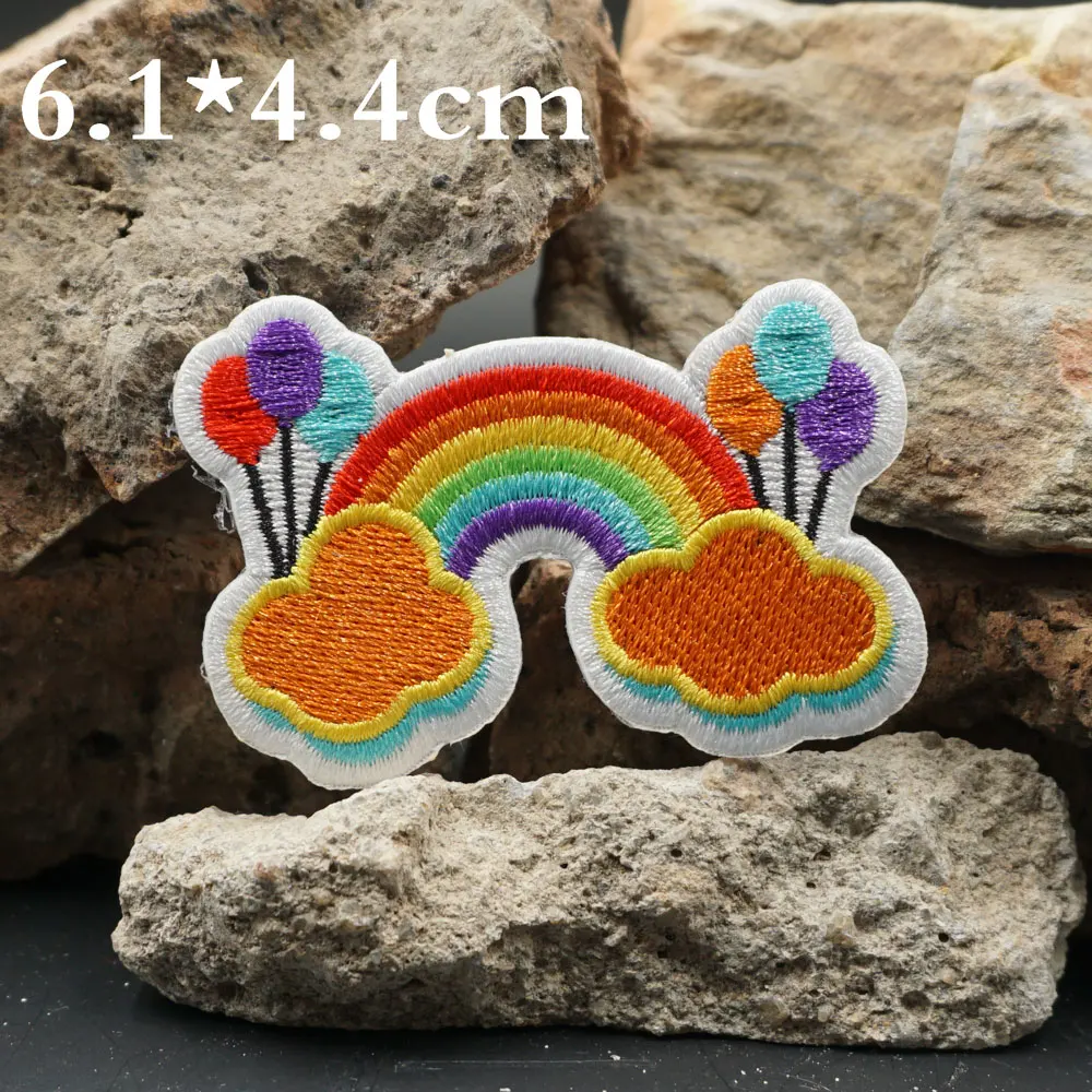 Parches bordados de arcoíris sonriente, aplique de etiqueta de costura, banda de motorista punk, insignias de ropa de Rock con respaldo de gancho - imagen 2