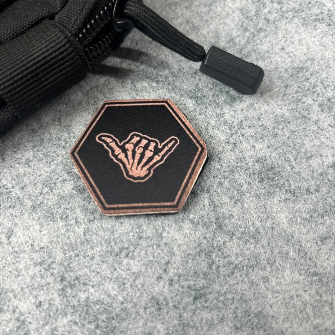 Parche táctico con dedos de esqueleto, parches de gancho y bucle impresos para mochila, insignia de moral militar, brazalete del ejército, apliques, pegatinas para sombrero - imagen 2