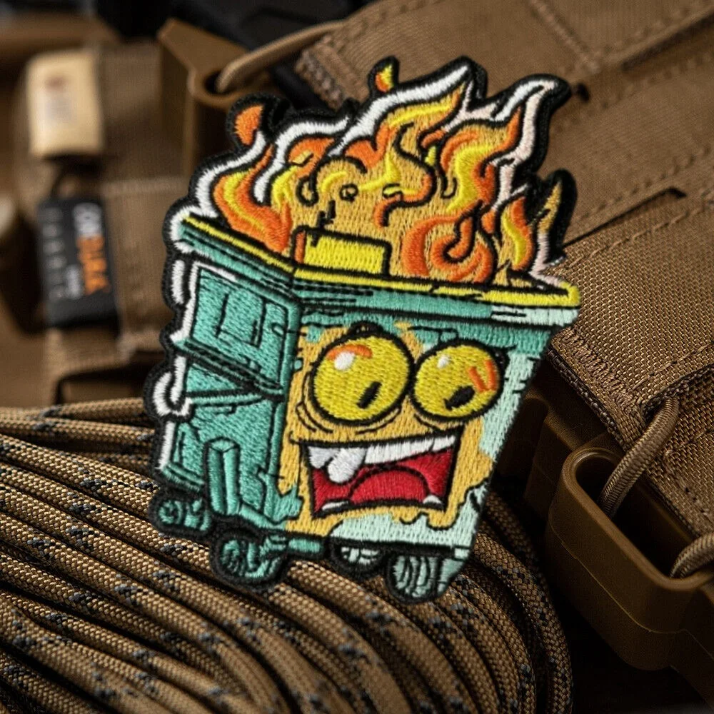 Parche bordado de moral de caja ardiente, insignia táctica militar, brazalete divertido, pegatinas para mochila con gancho y bucle