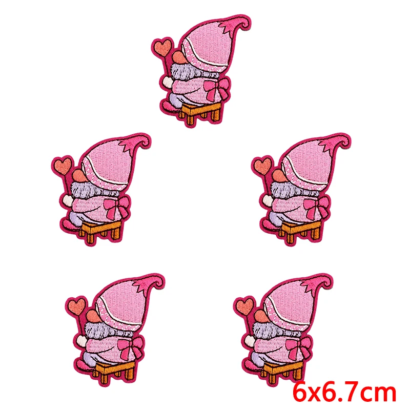 10 unids/lote parche bordado de Navidad rosa regalos de Papá Noel parches para planchar para ropa parche termoadhesivo para ropa rosa - imagen 3