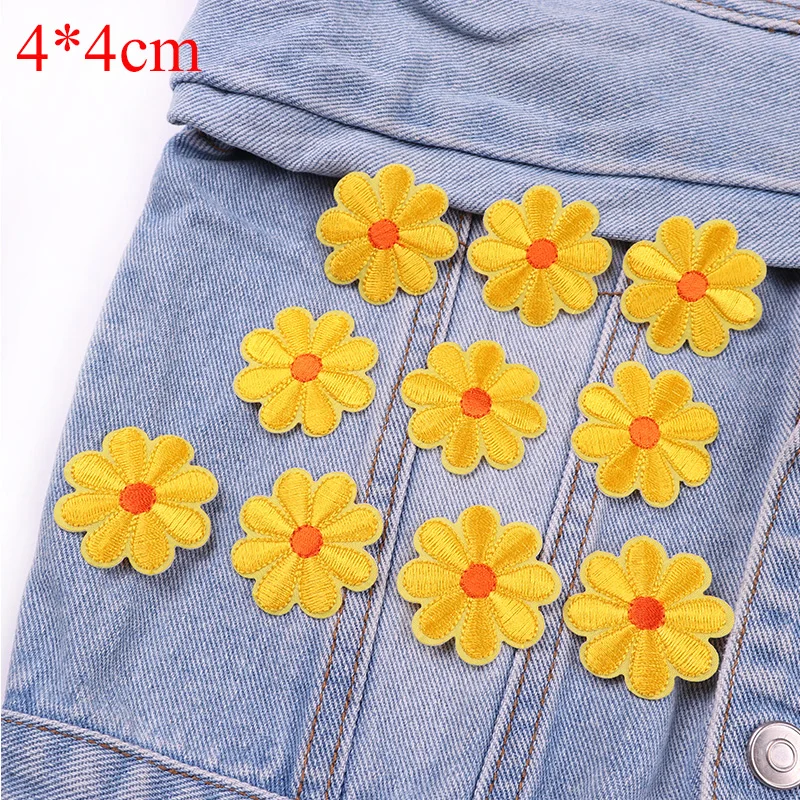 Parche bordado de margaritas y flores de girasol, parches para planchar para ropa, Jeans, bolsas de zapatos, apliques de costura DIY, 10 unids/lote - imagen 3