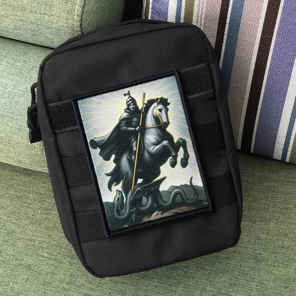 Parche táctico de moral de dragones, caballero de caballo blanco, parche de gancho y bucle, insignia militar de Chevron, brazalete, pegatinas para mochila - imagen 5