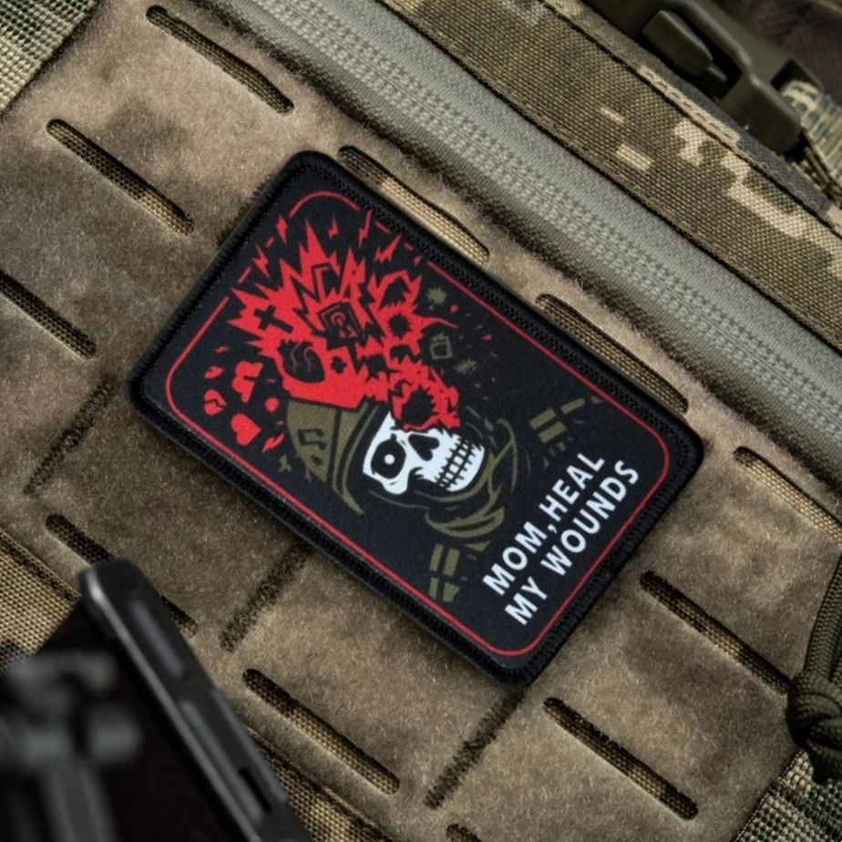 Parches tácticos de moral "MOM, HEAL MY WOUNDS", brazalete militar de soldado Chevron, pegatina de mochila con gancho y bucle impreso para ropa