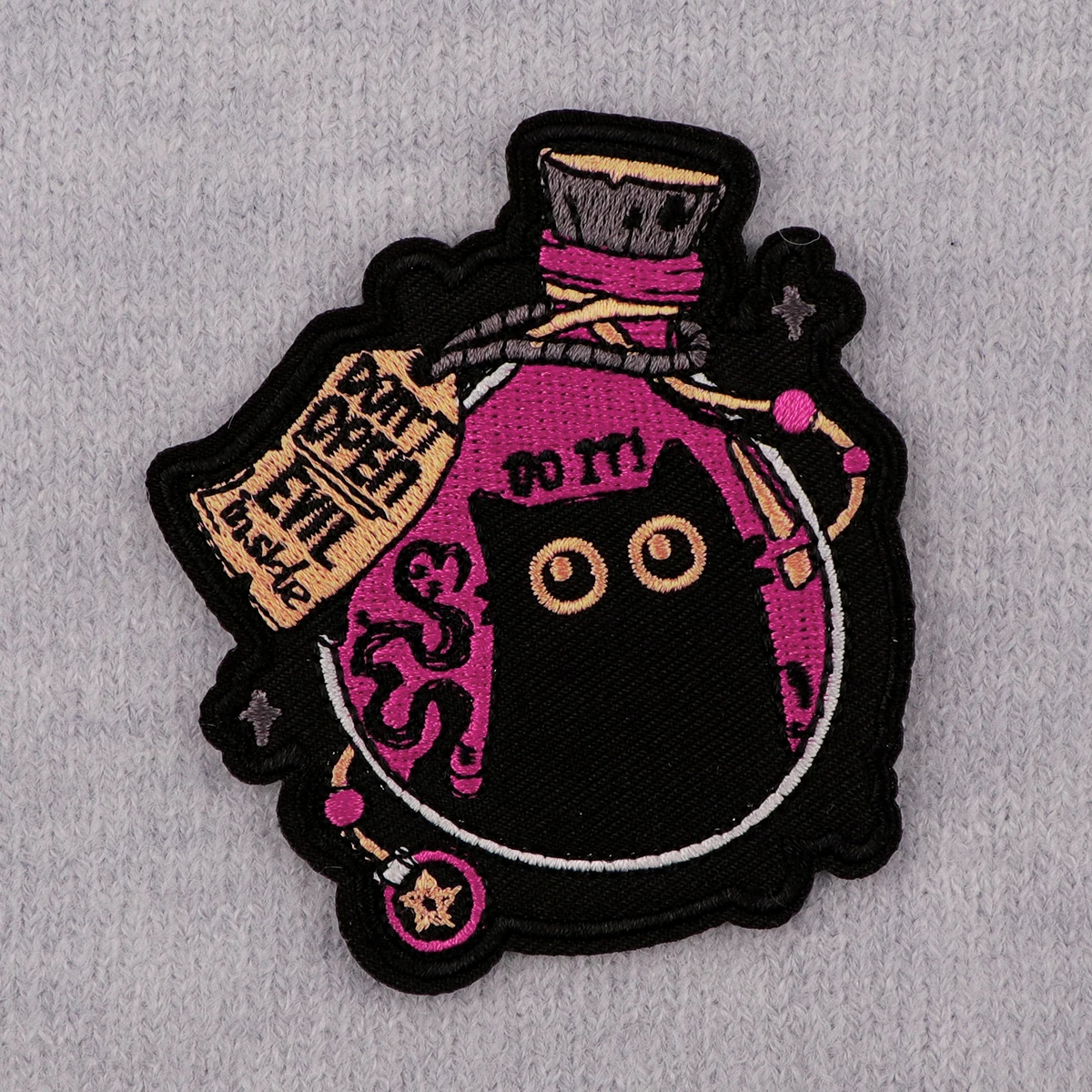 Parche termoadhesivo bruja gato negro para ropa táctica - imagen 5