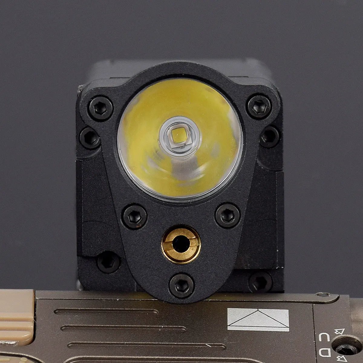 Luz láser táctica SBAL-PL, luz combinada para arma, iluminador blanco, linterna láser de puntería roja para pistola, salida constante y estroboscópica - imagen 4