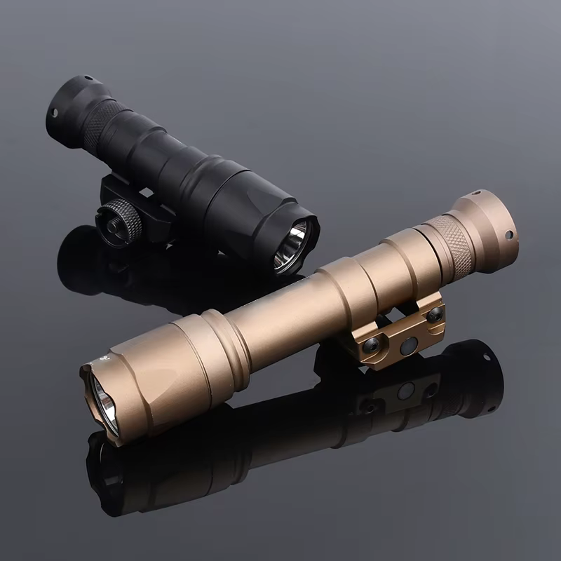 Linterna táctica WADSN M300A – Riel Picatinny para fusil AR15 - imagen 5