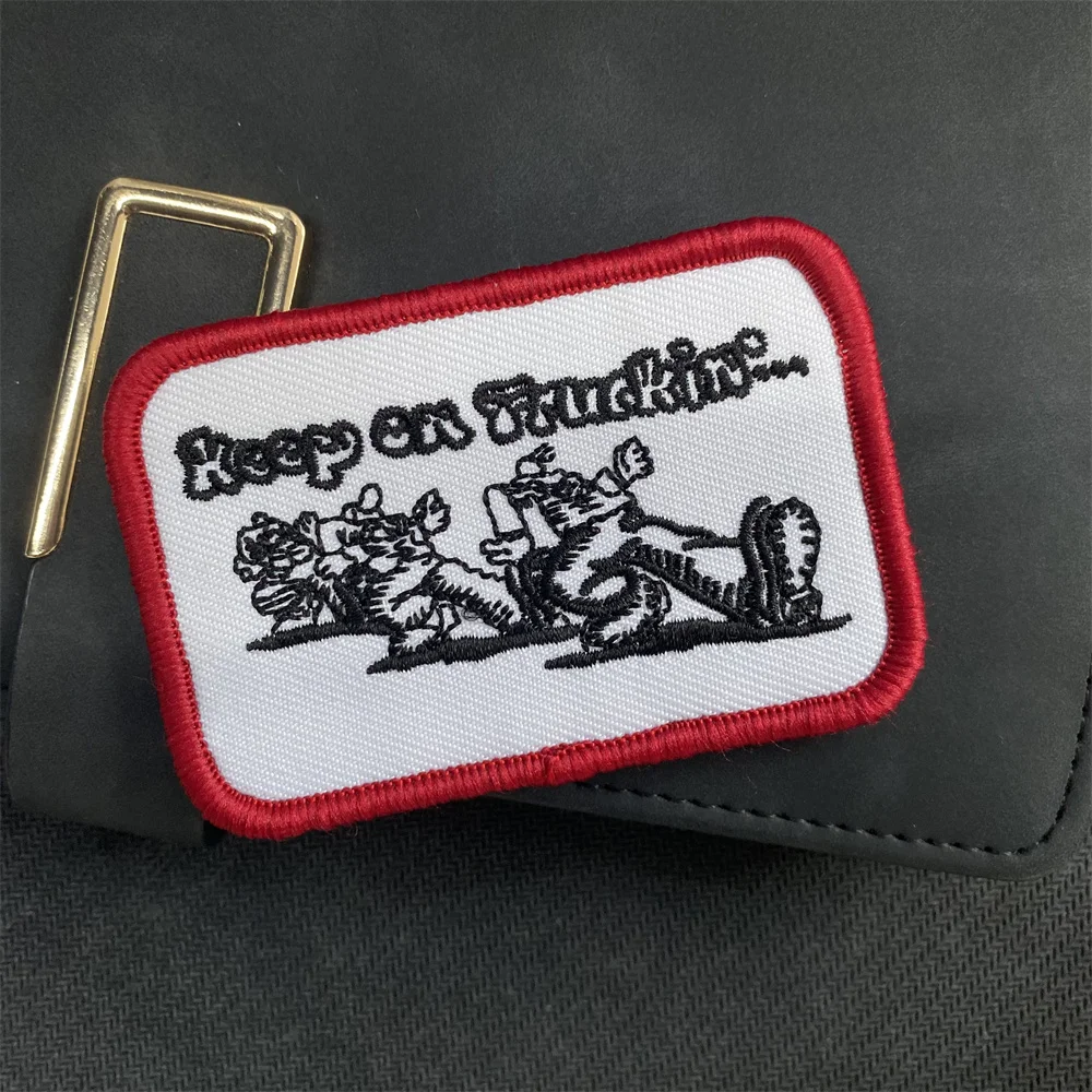 Keep on Truckin moral parches bordados para ropa, personaje de dibujos animados, mochila táctica, insignia, pegatina de impresión, gancho y bucle - imagen 4