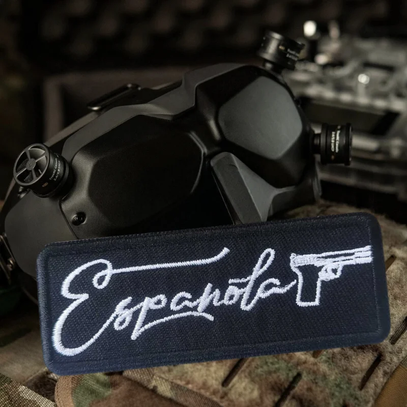 Parche bordado de pistola de Anime, parches militares de gancho y bucle para ropa, insignia de moral táctica, mochila, pegatinas decorativas, brazalete - imagen 5