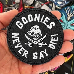 Goonies Never Say Die parche bordado Velcro para mochila militar