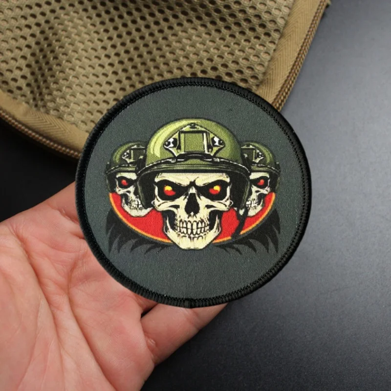 Parche de insignia de moral táctica de calavera para ropa, brazalete con estampado violento, gancho, parches militares, pegatina decorativa para mochila