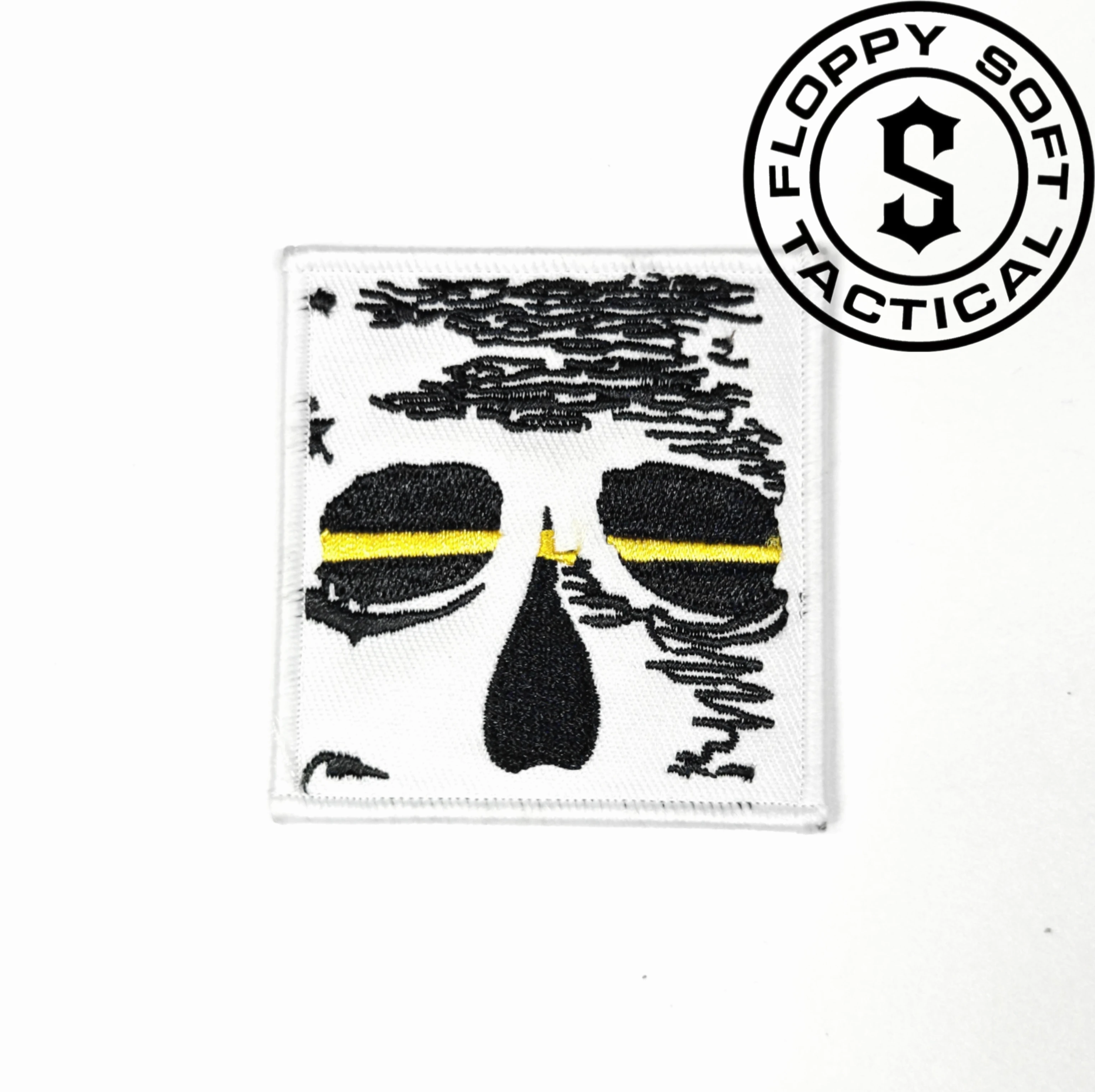 Parche para casco con brazalete, estilo de grupo de observaciones hacia adelante, "Ropa por una serpiente". - imagen 2