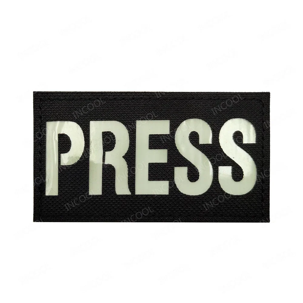 23 Glow In Dark9X5CM