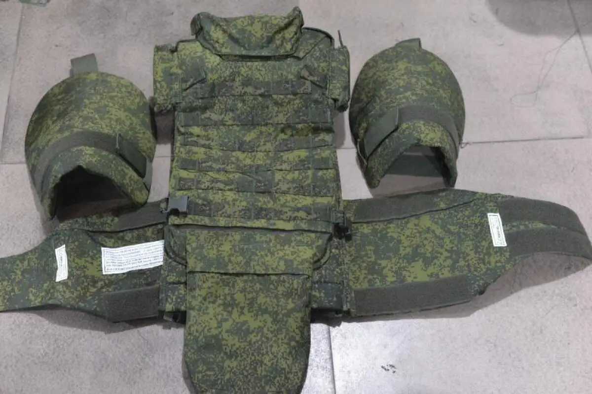 Camuflaje EMR de armadura pesada incolora verde de cuarta generación rusa 6b45 al aire libre - imagen 3