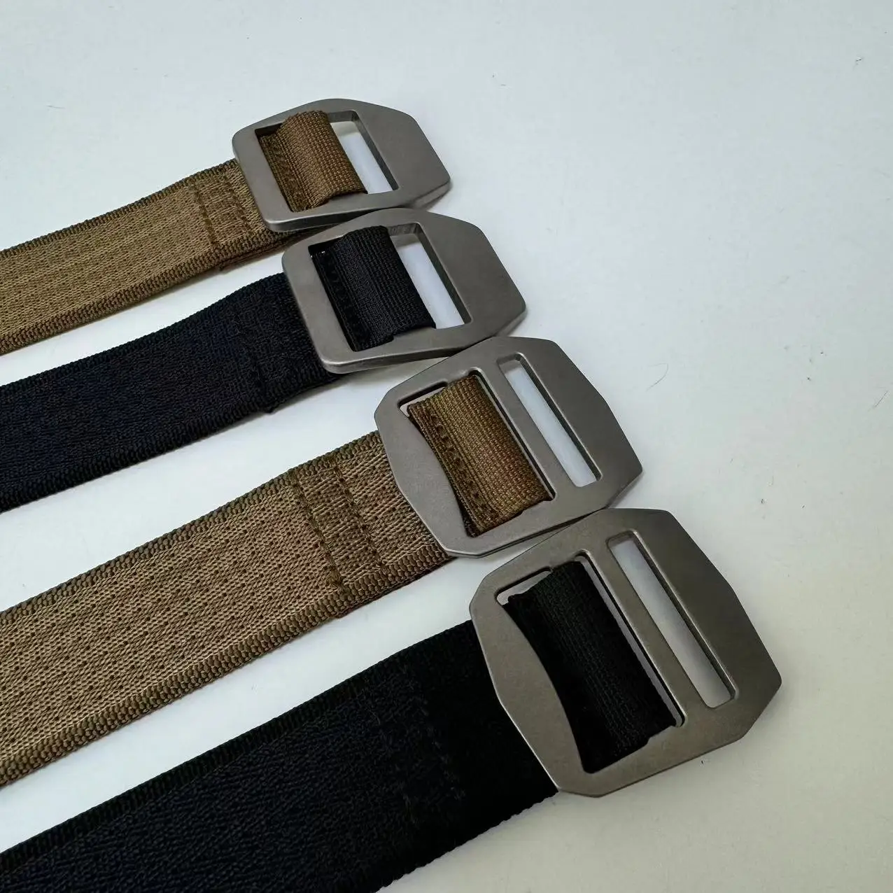 Cinturón táctico de titanio, cinturón de nailon elástico para hombre, cinturón tejido de lona para deportes al aire libre - imagen 5