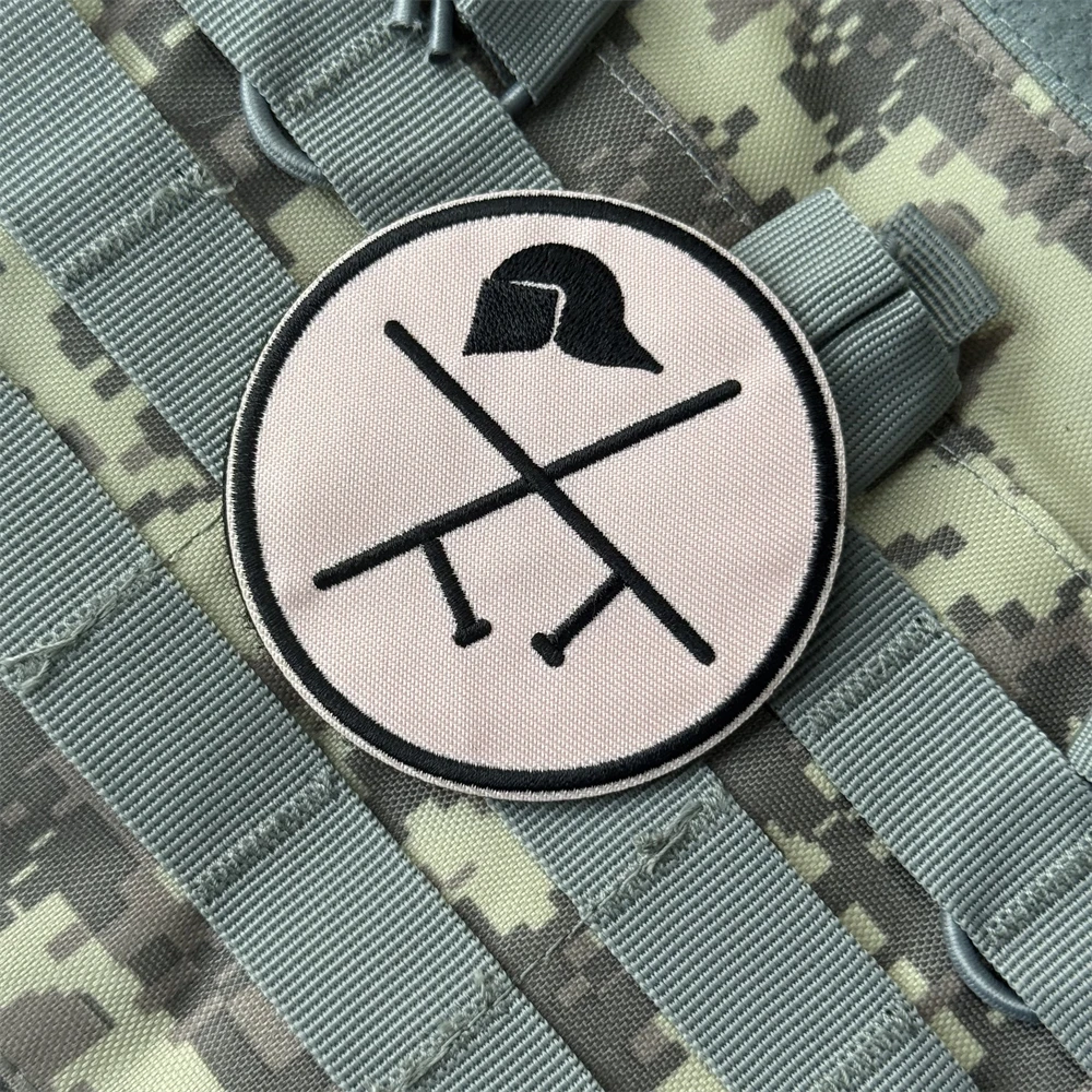 Parche táctico de moral divertido para niñas Riot, parches de gancho y bucle bordados militares para ropa, mochila, pegatina decorativa - imagen 4