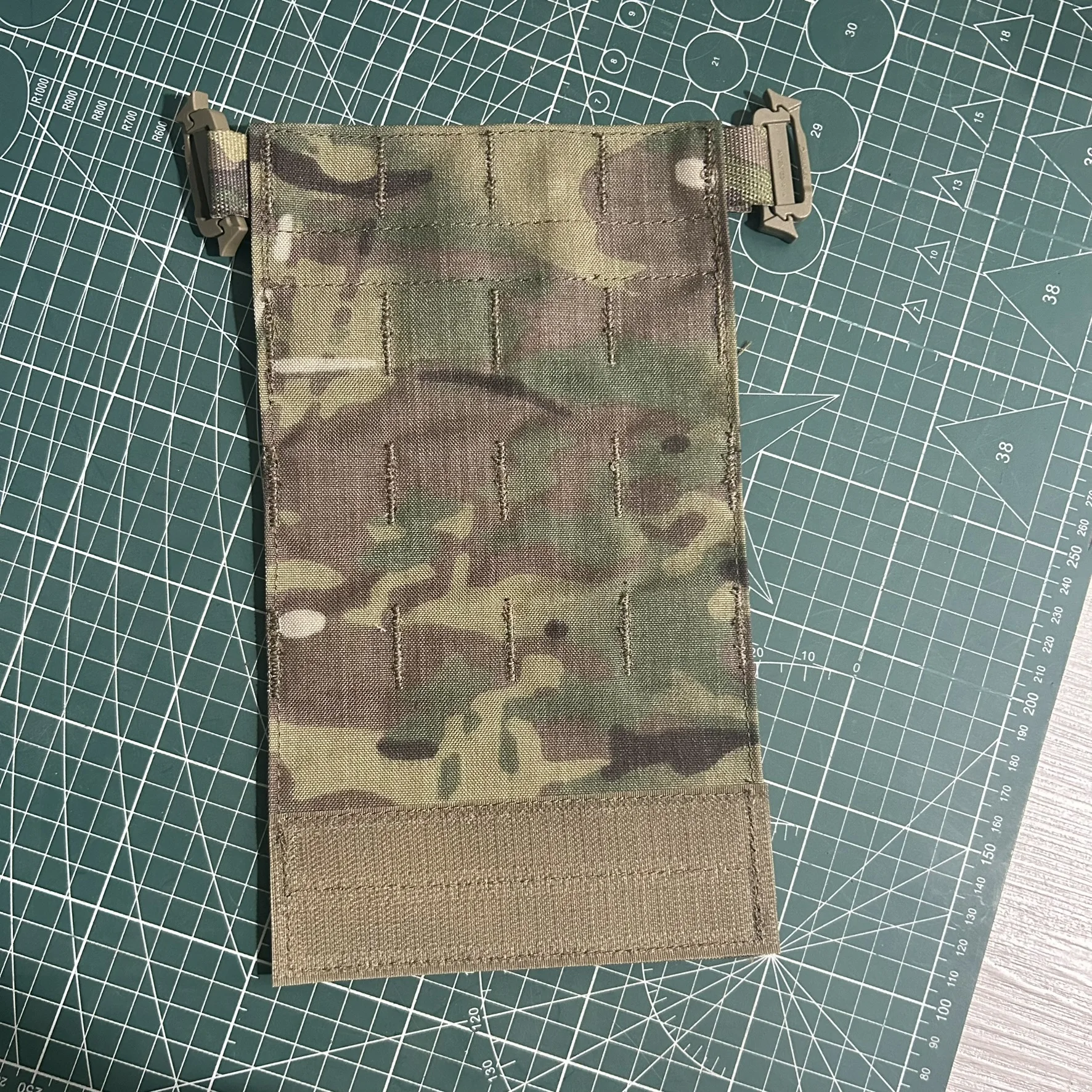 Panel MOLLE de arnés de pecho táctico SS - Accesorio modular para sistemas de plataforma de pecho MFC/MK3/MK4 - imagen 3