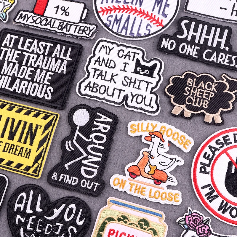 Parches bordados con estilo del alfabeto |   Parches para planchar para ropa |   Personaliza tu armario con letras de moda. - imagen 2