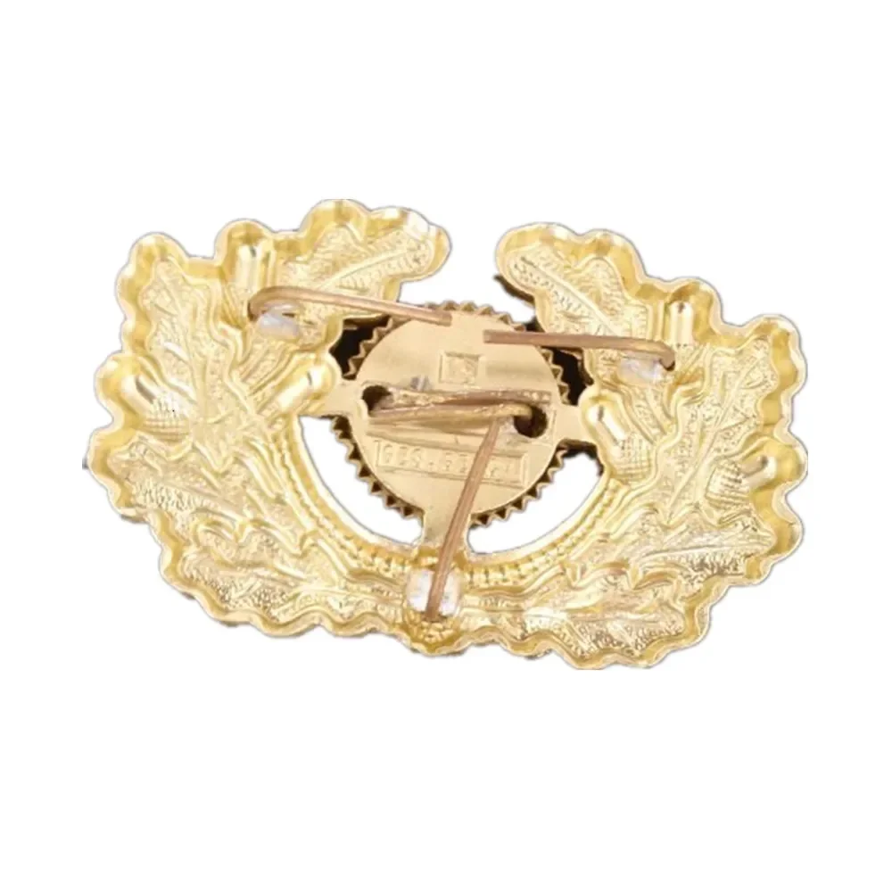 Insignia de piloto alemán de la Segunda Guerra Mundial, insignia de sombrero de sombrilla, corona y cacaada, broche con logotipo especial, insignia en una insignia de gorra - imagen 3