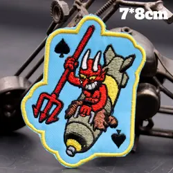 Bomber del Diablo: parche bordado calavera con gancho para coser