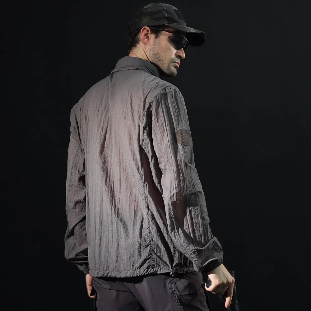 Ropa - Detalle capucha