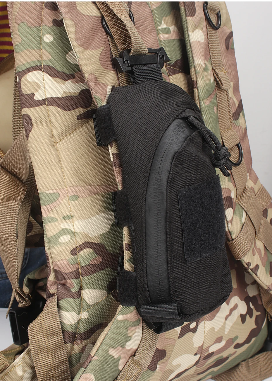 Bolsa táctica Molle con sistema Molle visible
