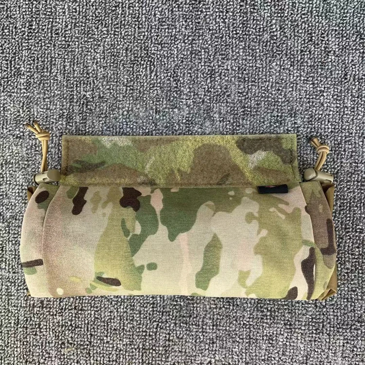 Bolsa médica táctica TRIBAL HAWK en configuración tipo chaleco