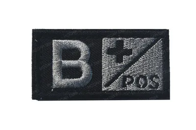 Parche táctico bordado grupo sanguíneo A B AB O negro verde - imagen 2
