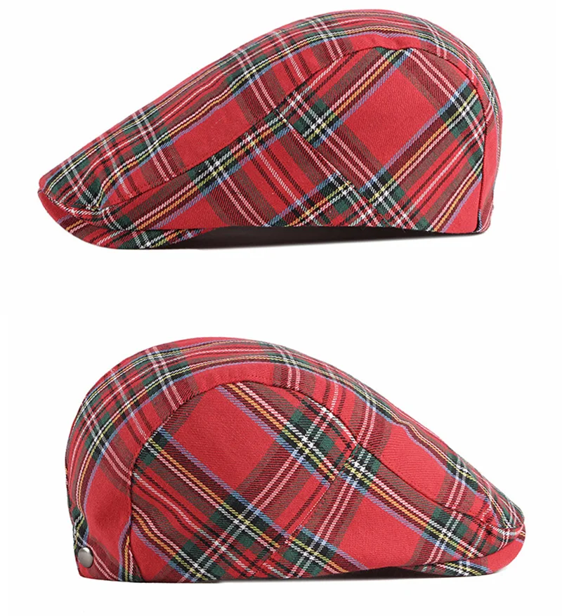 Gorra plana con espiga en tonos rojo, verde y azul