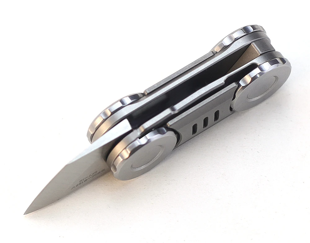 Cuchillo plegado y proporciones para EDC