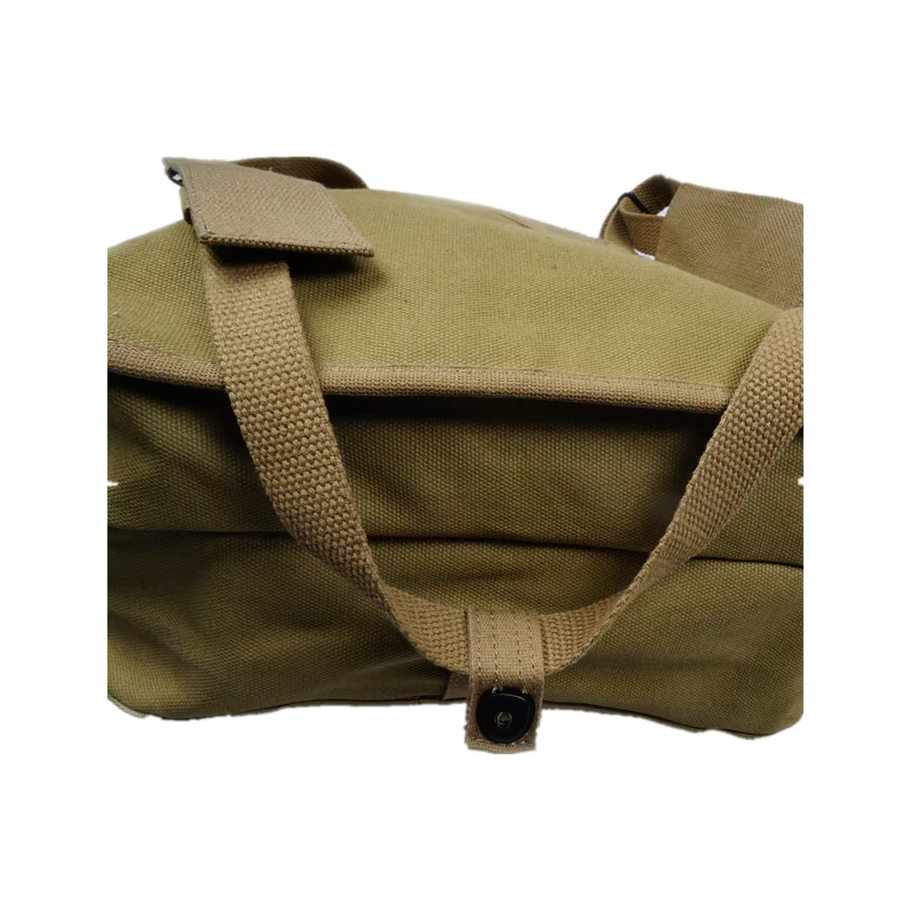 Mochila en uso como bolso cruzado