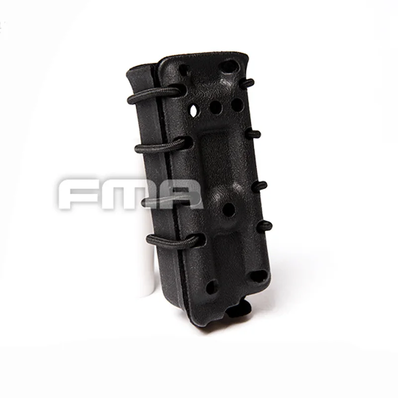 Vista lateral del porta-cargador con adaptador Molle