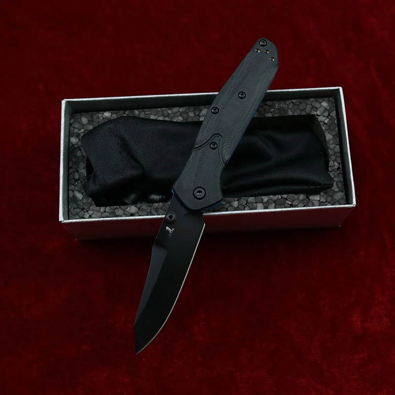 Cuchillo plegable MINI 945 con hoja y acabado negro