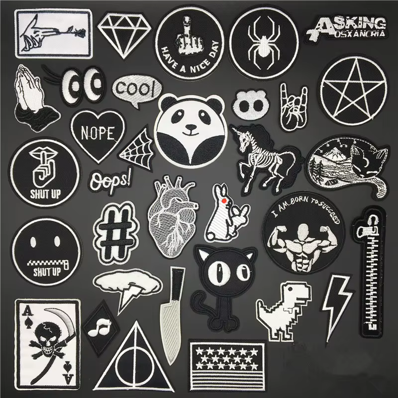 Parche bordado DIY en negro y blanco con cremallera para ropa