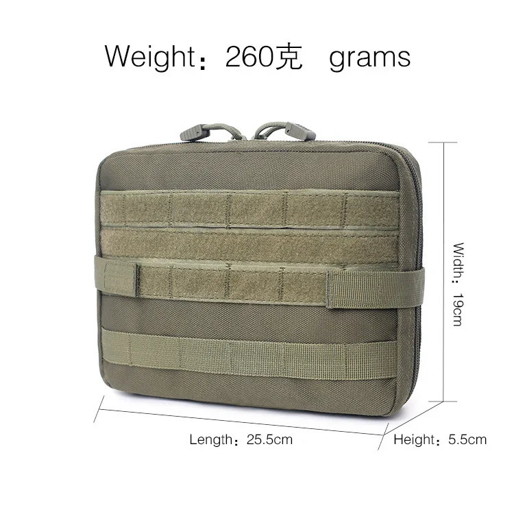 Bolsa táctica con diseño frontal y estilo MOLLE
