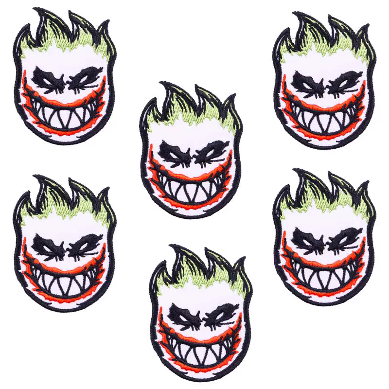 Parche bordado payaso punk para coser o pegar - imagen 5