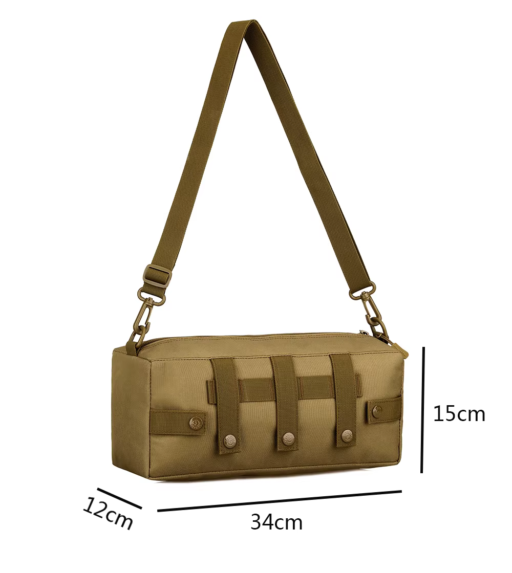 Bolsa táctica con acabado camuflaje y diseño MOLLE