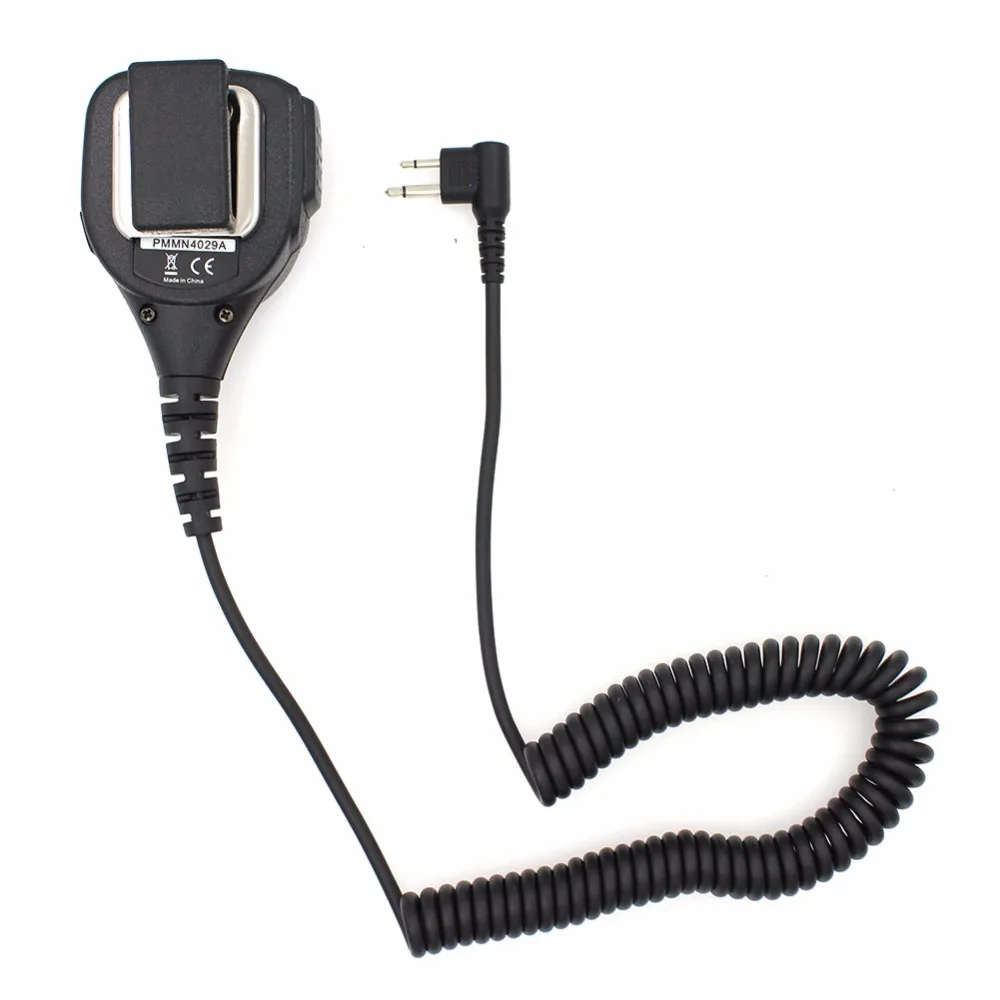 Detalle del clip giratorio y conector 3.5 mm