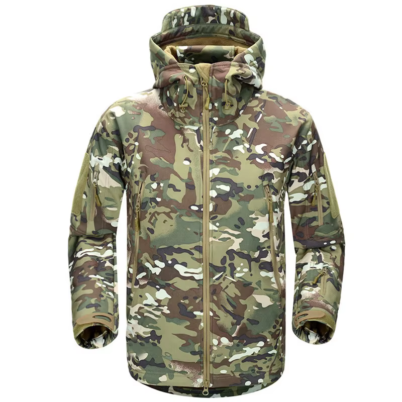 Chaqueta softshell militar camuflaje montaña forro polar