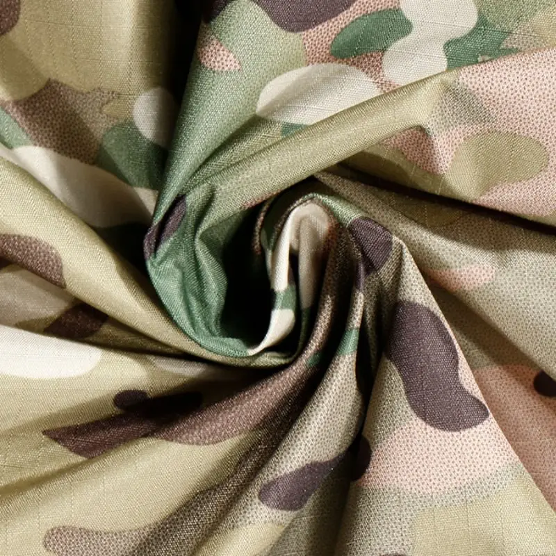 Chaqueta en color caqui militar