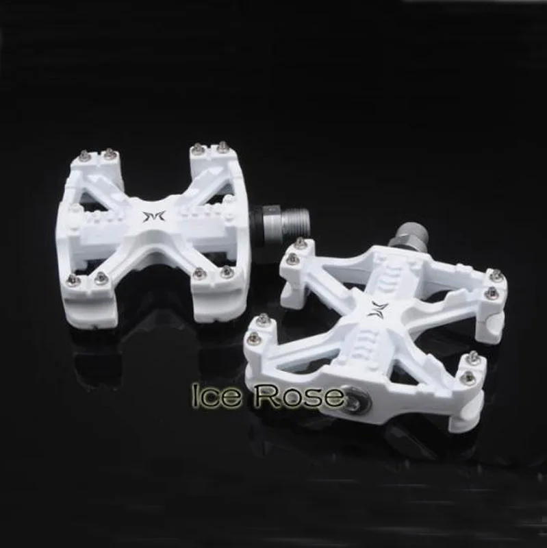 Detalle del rodamiento sellado del pedal