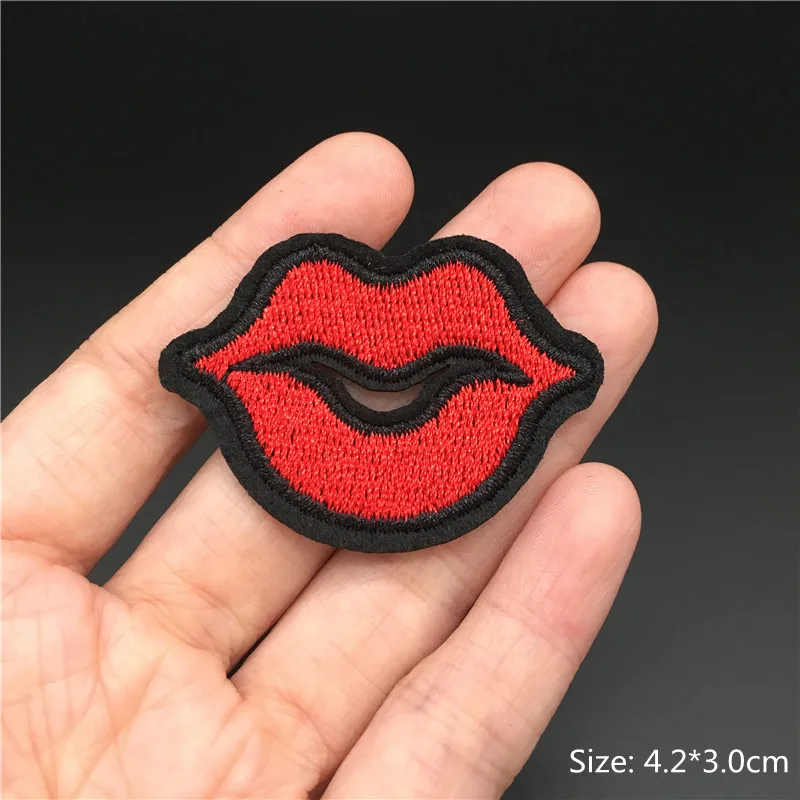 Parche termoadhesivo tiburón cherry estilo badge para ropa táctica - imagen 3