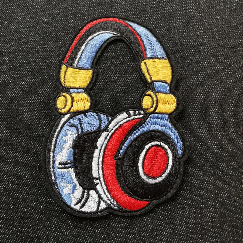 Parche bordado termoadhesivo – Diseños artísticos y cósmicos para ropa - imagen 4