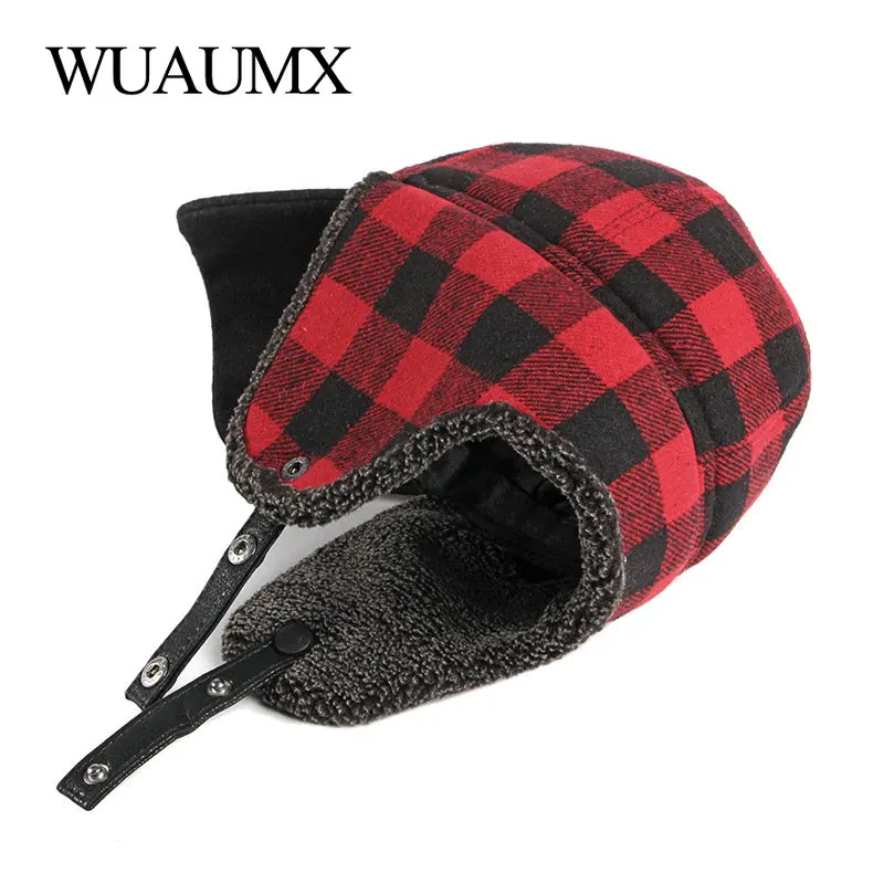 Gorro bombardero con orejeras invierno a cuadros rojo y negro - imagen 3