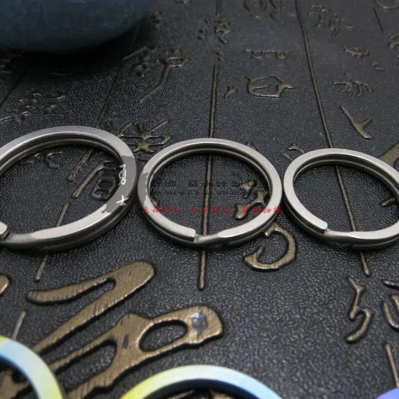 Llavero táctico de titanio con liberación rápida y anillos EDC - imagen 4