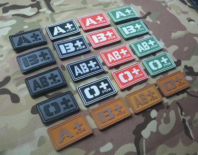 Parche tipo de sangre bordado A+ - rayas tacticas con Velcro - imagen 3